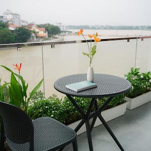 Nhu Y Riverside Homestay
